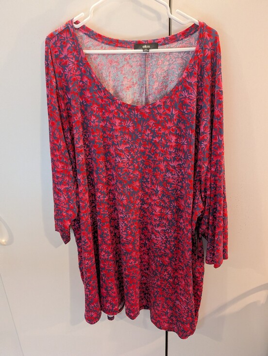 ellos Tops - Ellos Woman's 4X Pink and Purple Floral Scoop-Neck Tunic NWT